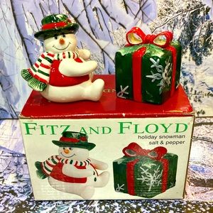 Fits and Floyd 2003 Holiday Snowman Salt & Pepper